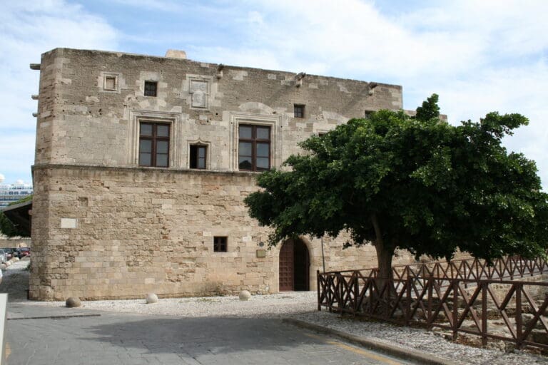 RODOS XENONAS AG. AIKATERINHS Ξενώνας Αγ Αικατερίνης1 2 768x512